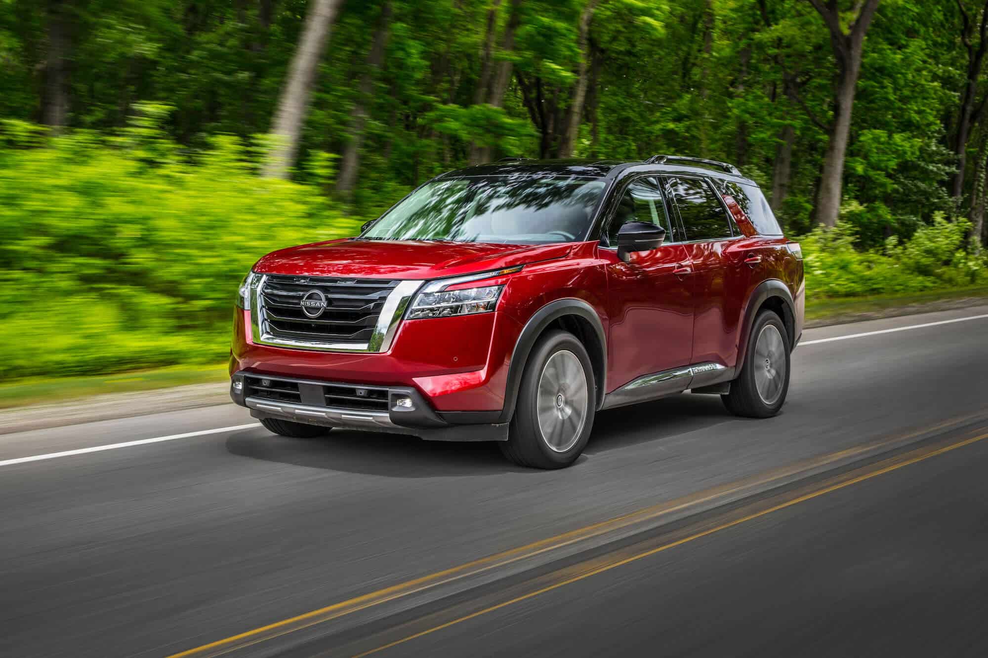 2022-Nissan-Pathfinder_hero 2022-Nissan-Pathfinder_hero