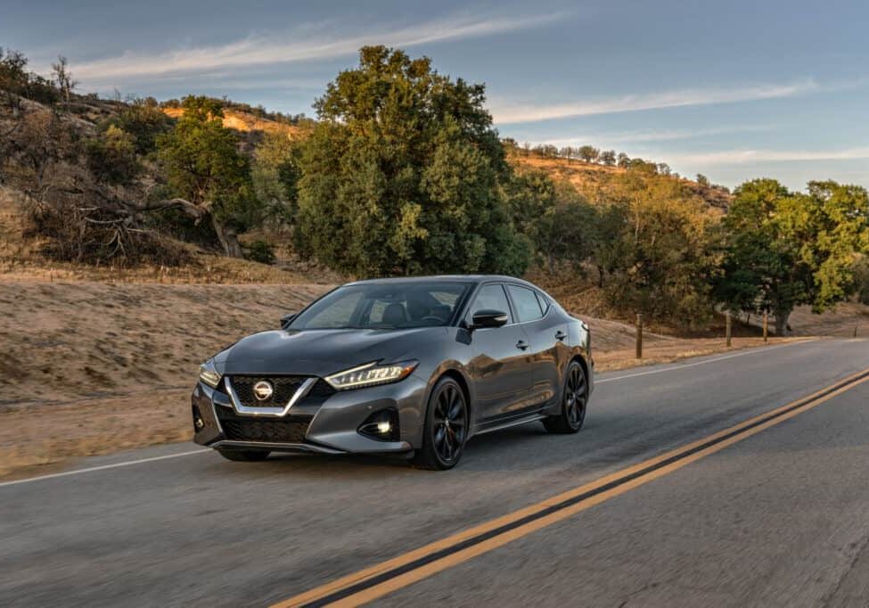 2022-Nissan-Maxima-hero.jpg